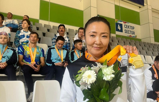 С.ТУЯАЦЭЦЭГ: Надад бусдаас илүү бяр, тэнхээ байхгүй. Би туухайг зөв техник, гүйцэтгэлээр л өргөдөг