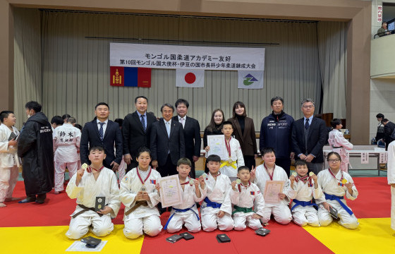 “Жүдо академи”-ийн тамирчид Японы тэмцээнээс медаль хүртэв