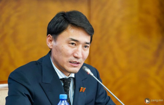 Г.ДАМДИННЯМ: Бид боломжоороо шатахуун олгож байгаа