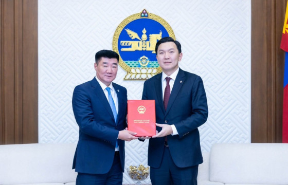 Төрийн өмчит 18 компанийн хувьцааг олон нийтэд нээлттэй арилжина 