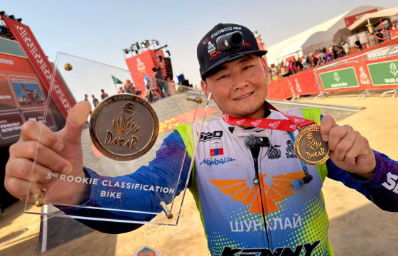 Э.Халиунболд “Best Rookie” буюу шилдэг шинэ тамирчин шагнал цом хүртэв