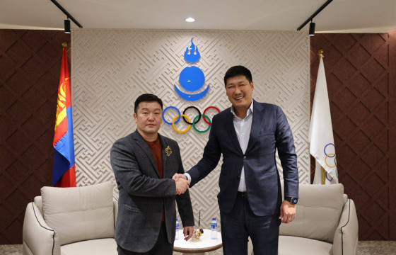 Ц.Гантулгыг “Алтан-Очир” одонгоор шагнав