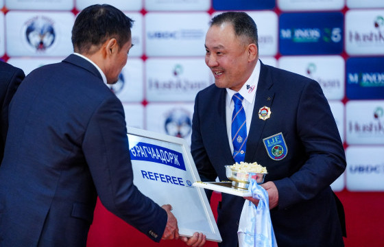 Олон улсын шүүгч Ө.Рагчаа шүүгчийн замналаа өндөрлүүллээ