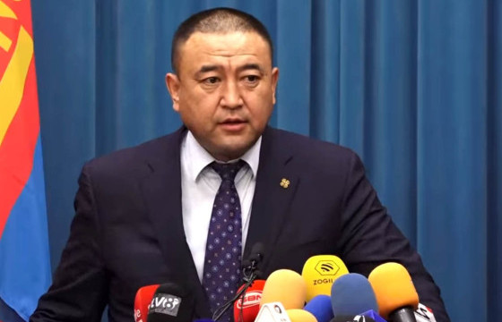 Б.ЧОЙЖИЛСҮРЭН: 100 хоногт асуудлыг шийдэж чадахгүй. Ажлаа өгөх ёстой бол өгнө