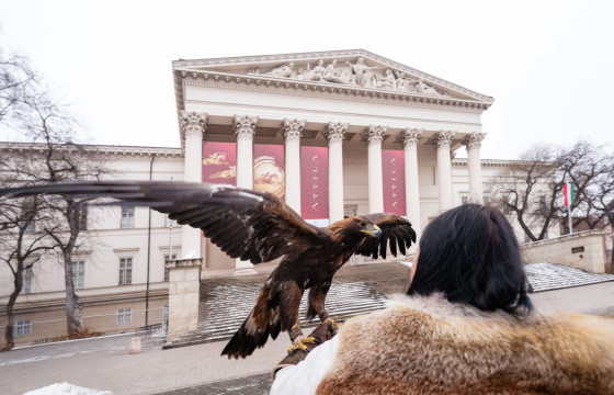 Унгар Улсад Хүннүгийн “Аттила хаан” үзэсгэлэн дэргэдлээ