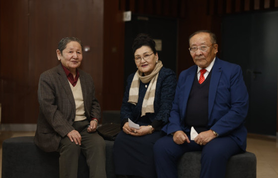 СГЗ Т.БААСАНСҮРЭН: Даяаршиж байгаа дэлхийд дангааршиж ондооших, өөрийнхөөрөө амьдрахын онцгой ач холбогдлыг өгүүлсэн номын нээлт боллоо