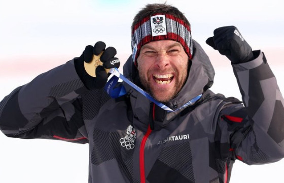 Бенжамин Карл 40 насандаа олимпын аварга боллоо