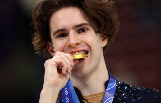 Казахстаны уран гулгагч М.Шайдоров өвлийн олимпоос алтан медаль хүртлээ