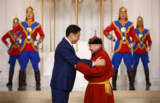 Монгол Улсын Ерөнхийлөгч У.Хүрэлсүх төрийн дээд  шагнал, цол, одон медаль гардуулав