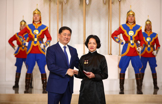 Гавьяат жүжигчин Х.Гэрэлчимэг Ардын жүжигчин цол хүртлээ