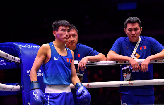 А.Баттулга, Европын аваргын мөнгөн медальт Sebahtin Ergyunal-ийг яллаа