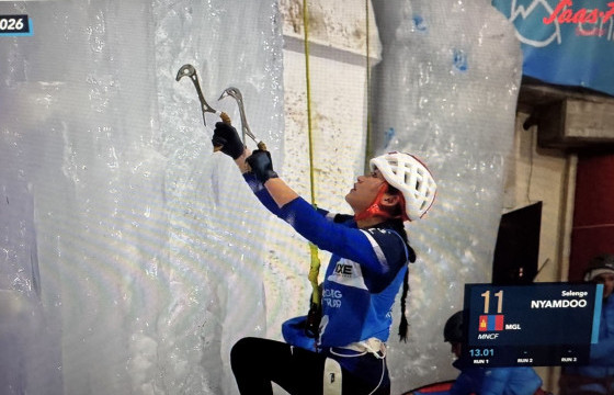 Н.Сэлэнгэ дахин дэлхийн цомын аварга боллоо