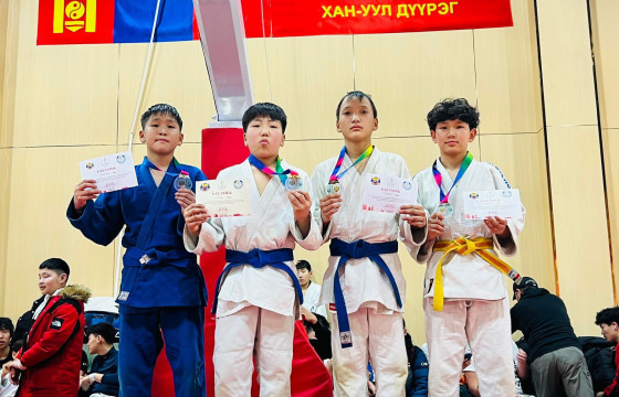 “Champions judo” клуб 4 алт, 1 мөнгө, 2 хүрэлмедаль хүртлээ