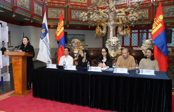 Венецийн 61 дэх удаагийн биеннальд оролцох уран бүтээлчдийг танилцуулав