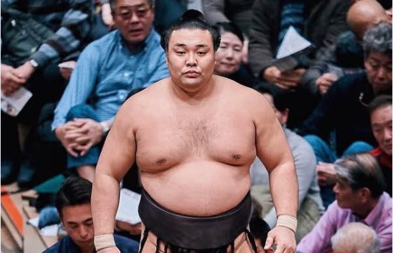 КРИШИМА ЛХАГВАСҮРЭН МОНГОЛЫН СҮМОЧДЫН 104 ДЭХ ТҮРҮҮГ АВЛАА