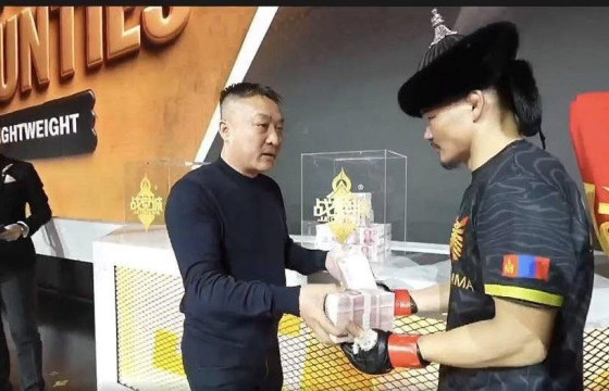 Т.Намнанбаяр холимог тулааны “JCK”-ийн “Tournament”-ийн аварга боллоо