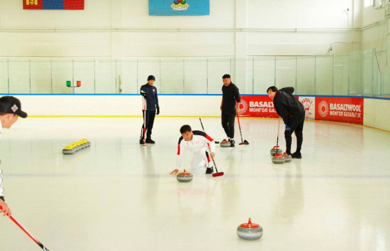 Кёрлингийн спортыг сурталчлах өдөрлөг боллоо