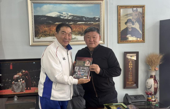  “Аварга” дээд сургууль сонгомол бөхийн дасгалжуулагчийн ангийг нээнэ