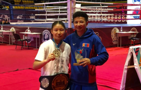 Ц.Лхам “Бекзат Саттарханов”-ын тэмцээнээс алтан медль хүртлээ