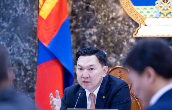 Төрийн албан хаагчдыг 20-30 төрлийн тайлангаас чөлөөллөө