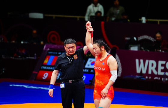 Э.Дэлгэрмаа Солонгосын Пак Хёнёнийг 9:0-ээр буулган авлаа