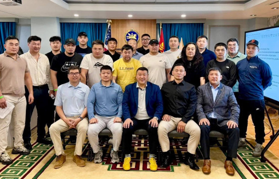 МҮБХ-ны салбар холбоо АНУ-д байгуулагдлаа