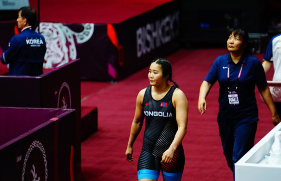 Э.Даваанасан  Азийн аваргаас алтан медаль хүртэж, Азийн аварга боллоо