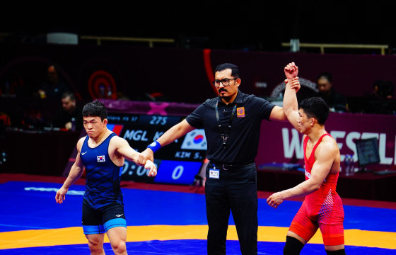 Б.Мөнх-Эрдэнэ  Азийн аваргын хасаг  шигшээд шалгарлаа