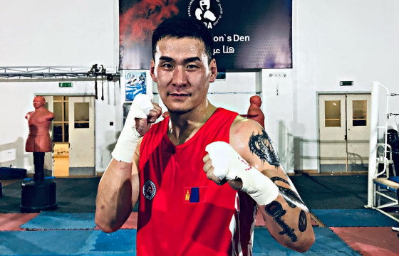 Ж.Отгонжаргал мэргэжлийн боксын 