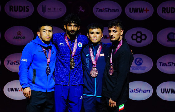 Т.Тулга Азийн аваргын мөнгөн медаль хүртлээ