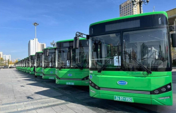 Ногоон автобусны хэргийг хэлэлцэж байна 