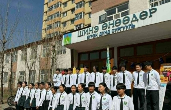 ӨСВӨР ҮЕИЙН ХҮҮХДҮҮДИЙГ ХОРТ ЗУРШЛААС СЭРГИЙЛЭХ ТӨСЛИЙН НЭЭЛТ БОЛЛОО