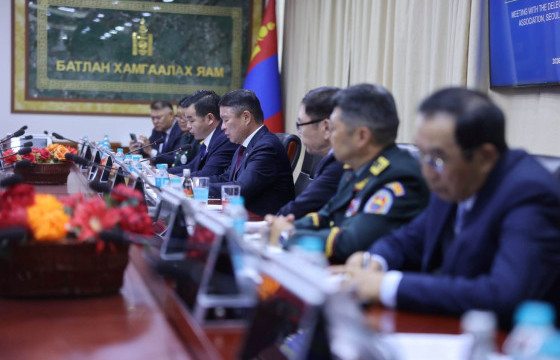 Д.Батлут Өмнөд Солонгосын ахмад дайчдыг хүлээн авч уулзав