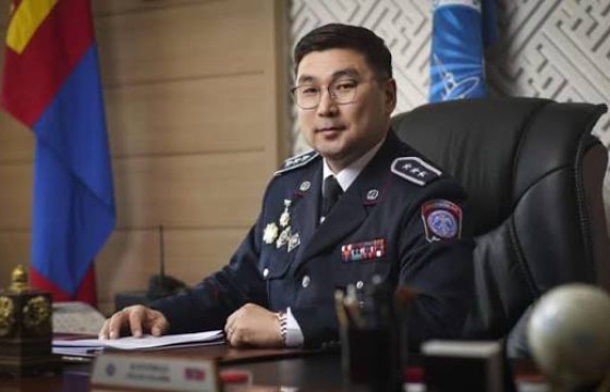 ЭКОЛОГИЙН ЦАГДААГИЙН АЛБАНЫ ДАРГА Т.ОЮУТБОЛДЫГ ҮҮРЭГТ АЖЛААС НЬ ЧӨЛӨӨЛЖЭЭ