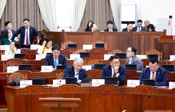 Монгол Улсын 2026 оны төсвийн тухай хуулийн төслийг хоёр дахь хэлэлцүүлэгт бэлтгүүлэхээр шилжүүллээ