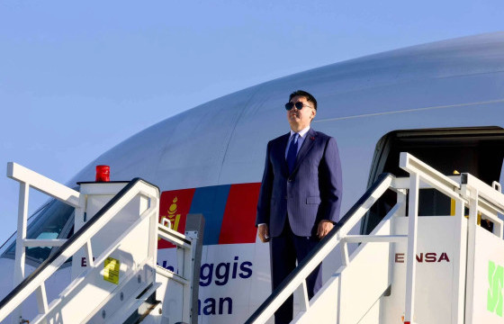Ерөнхийлөгч У.Хүрэлсүх ХБНГУ-д төрийн айлчлал айлчлал хийж байна