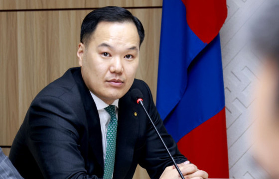Б.МӨНХТАМИР: Шатахуун түгээх станцууд дээр өнөөдрөөс зохицуулалт хийнэ